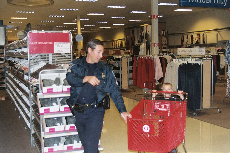 ShopWithACop2008 (32).jpg